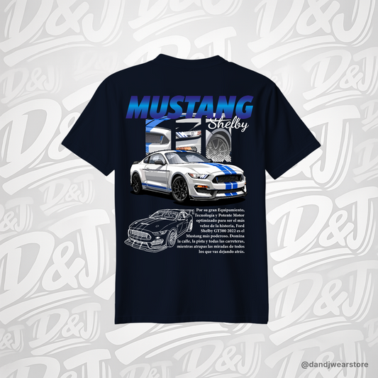 Short-sleeved t-shirt